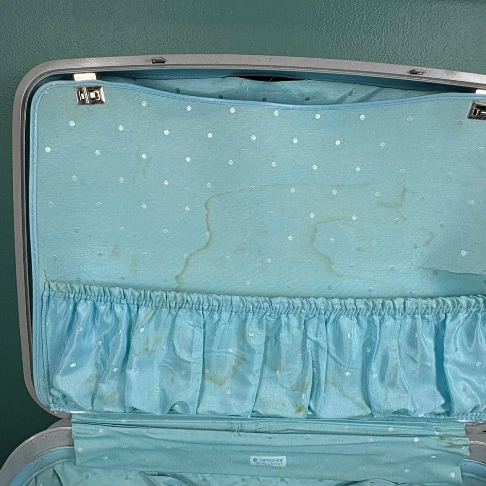 Samsonite vintage silhouette